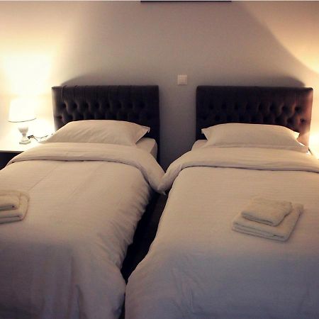Korcasmilehotel Eksteriør bilde