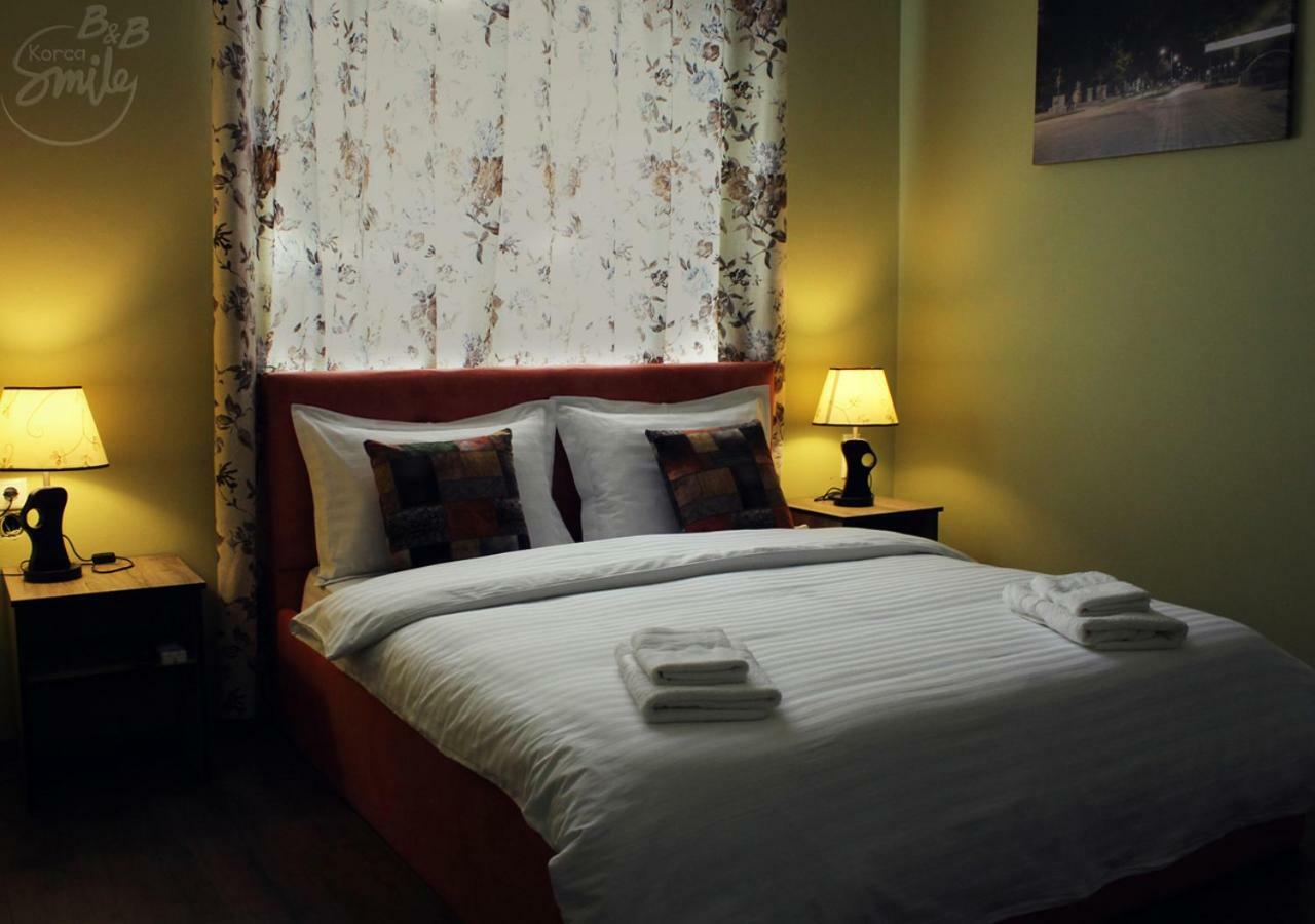 Korcasmilehotel Eksteriør bilde